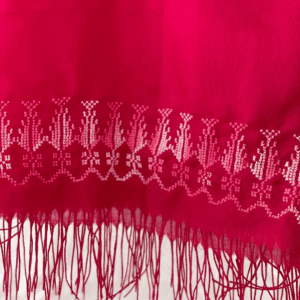 Håndbroderet tørklæde fra Betlehem | Pink Håndbroderet tørklæde fra Betlehem | Pink