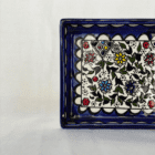 Håndlavet keramik serveringsfad fra Al-Khalil / Hebron med traditionelt palæstinensisk mønster.