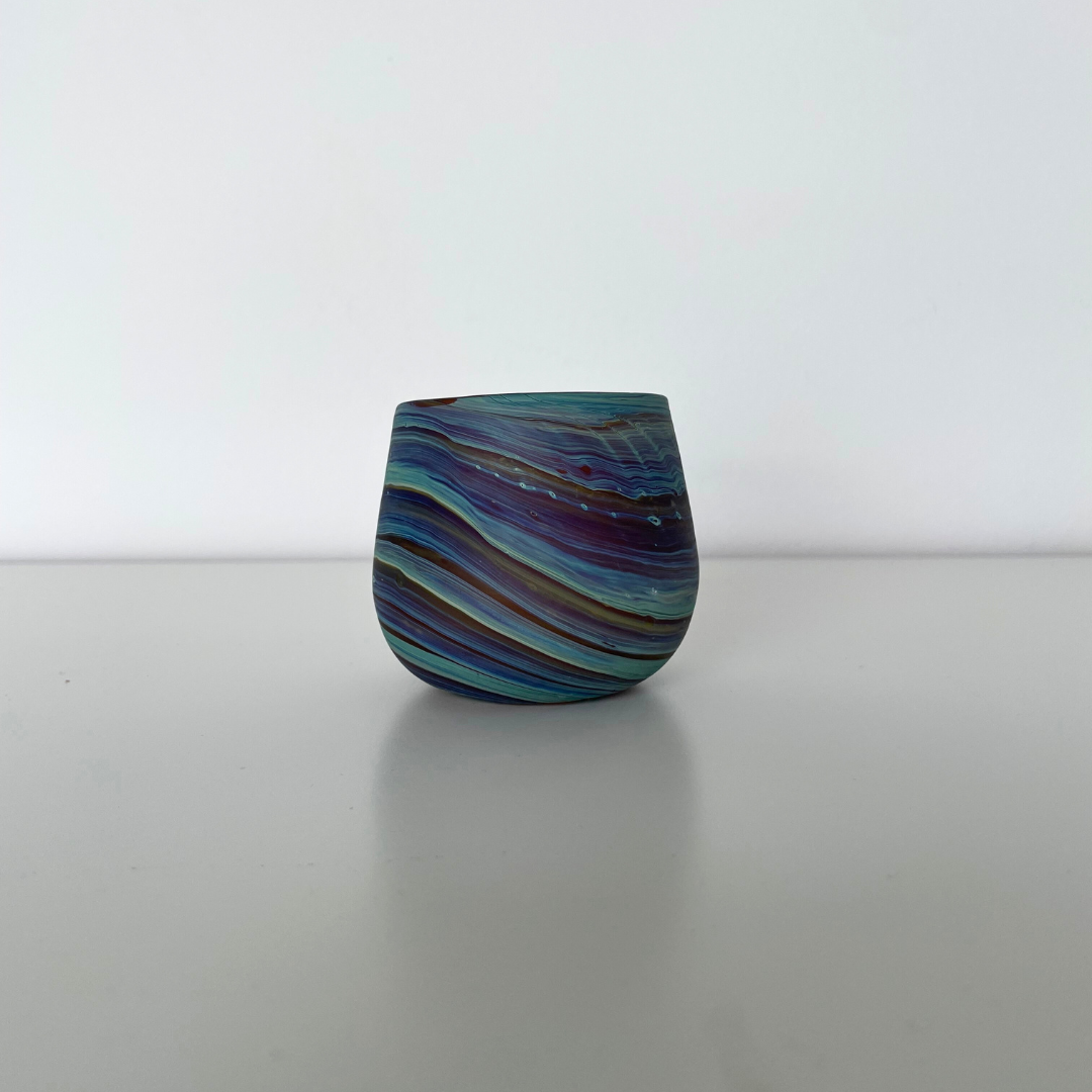 Bæredygtigt, mundblæst vandglas fra Al-Khalil / Hebron i Palæstina af genbrugsglas