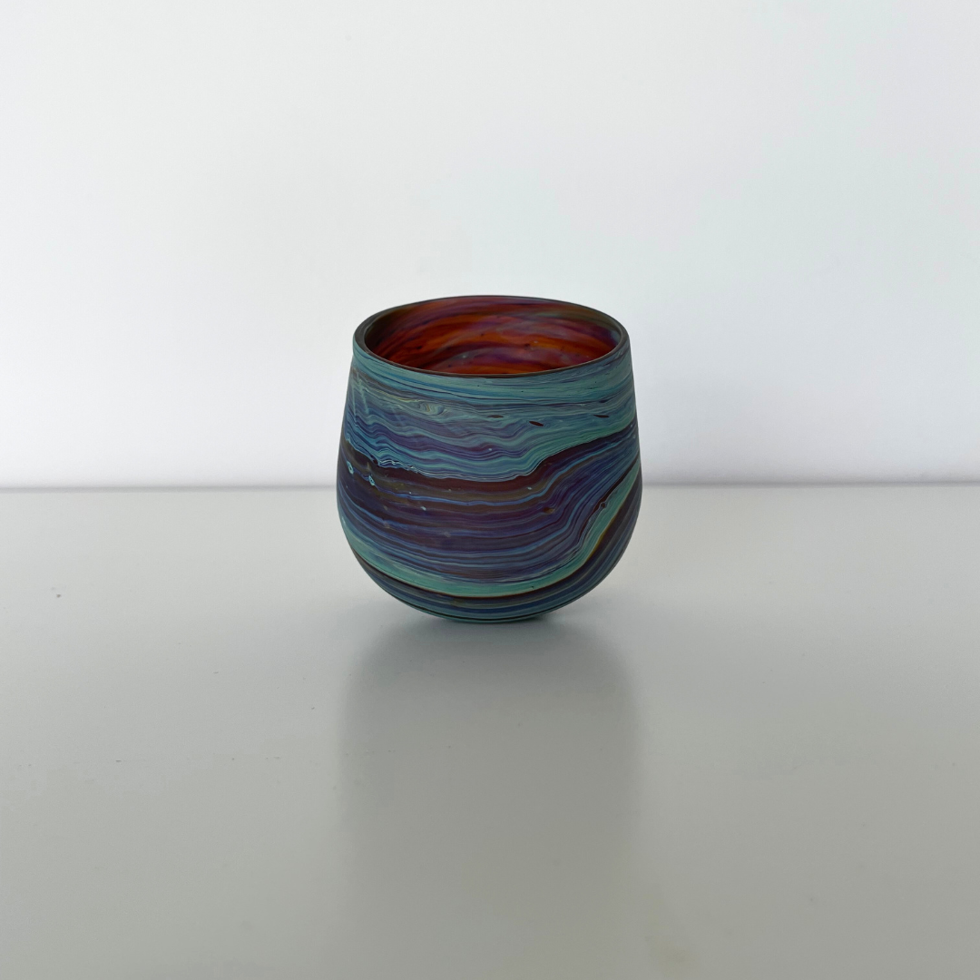 Bæredygtigt, mundblæst vandglas fra Al-Khalil / Hebron i Palæstina af genbrugsglas